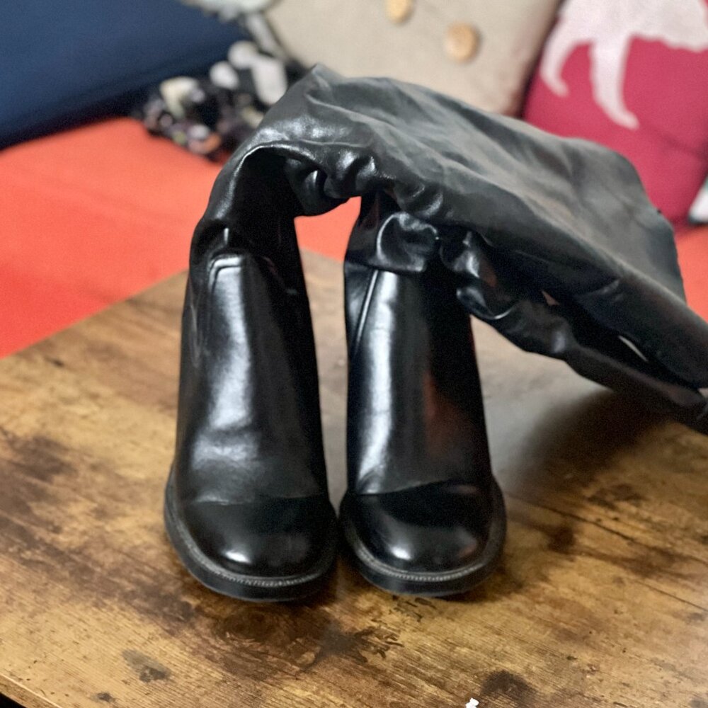 Black Boots by Tori Size 10M